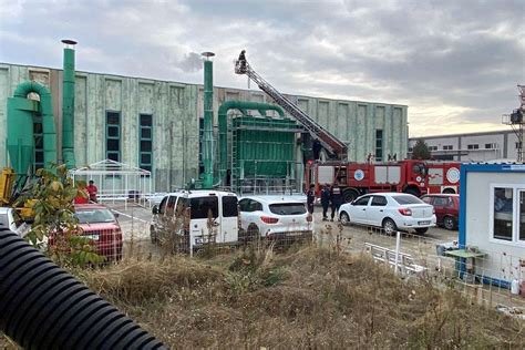 F­a­b­r­i­k­a­d­a­ ­p­a­t­l­a­m­a­:­ ­K­e­p­ç­e­ ­o­p­e­r­a­t­ö­r­ü­ ­y­a­r­a­l­a­n­d­ı­